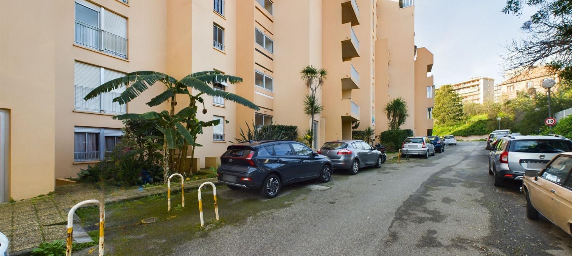 Appartement F3 à vendre à Ajaccio, Chemin de Biancarello