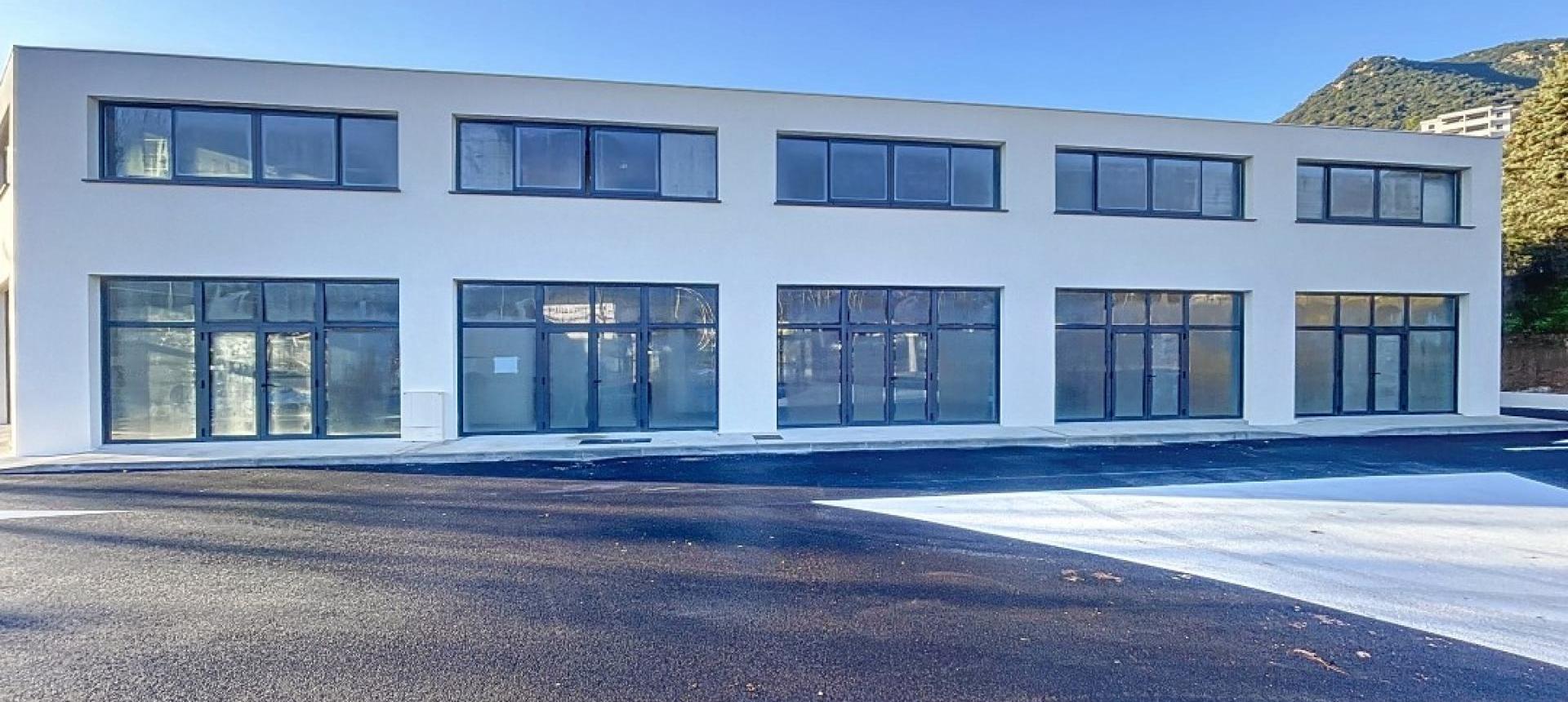 Locaux à vendre  -  Pôle du Gozzi Alata