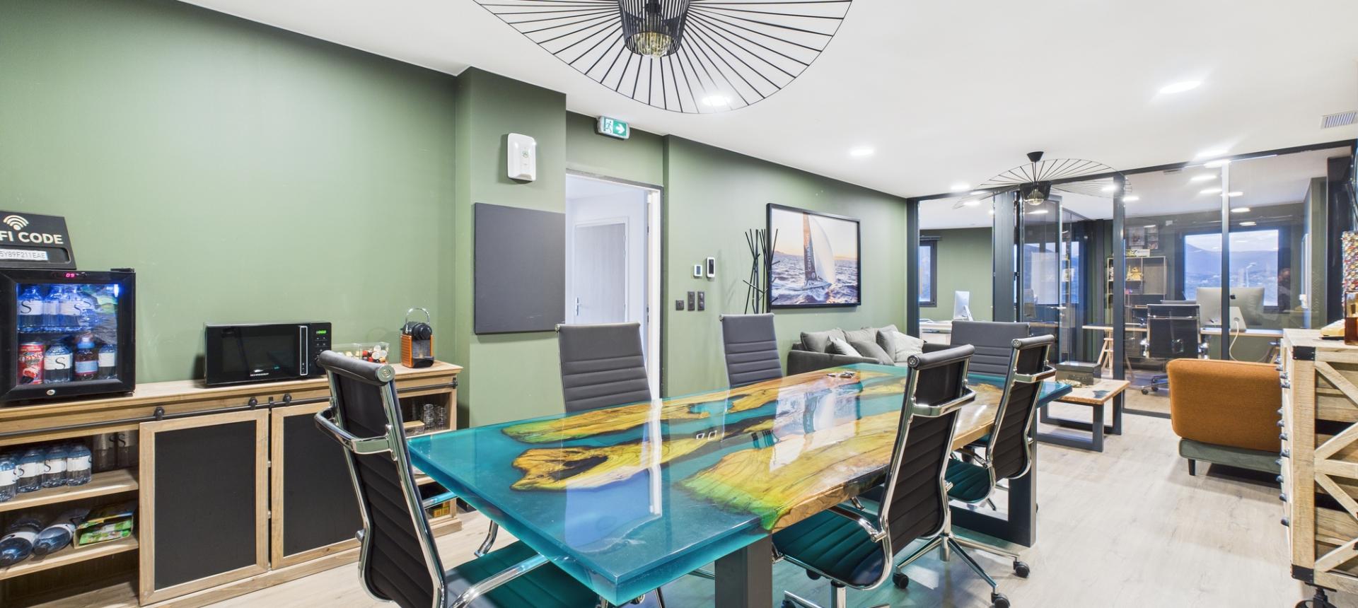 BUREAUX A VENDRE ZI DE BALEONE