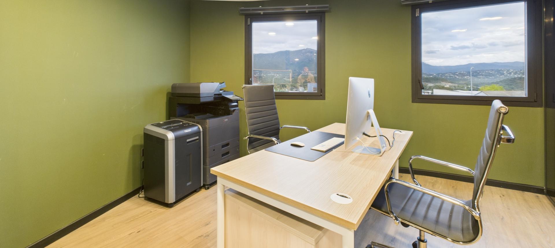 BUREAUX A VENDRE ZI DE BALEONE