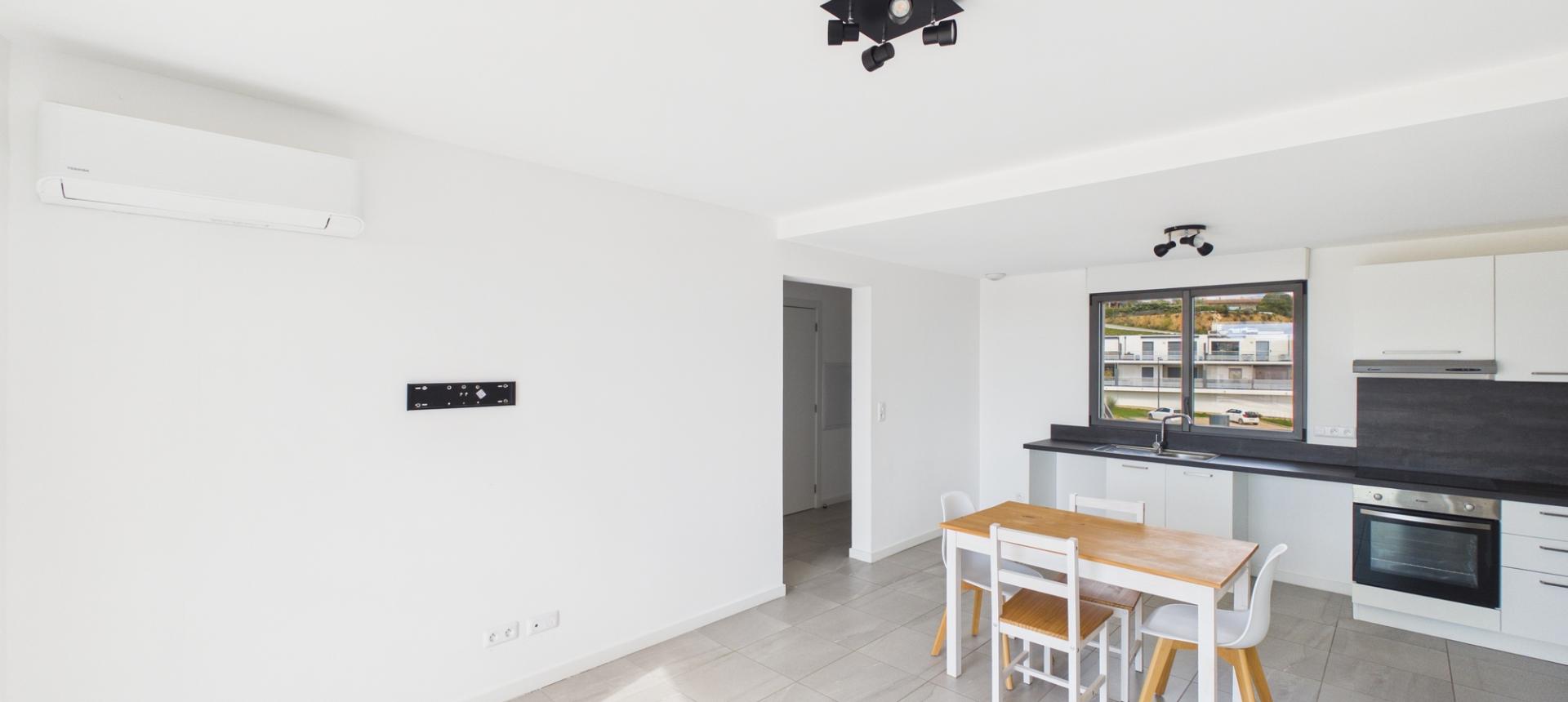 A Vendre appartement F2 Porticcio avec grande terrasse résidence récente