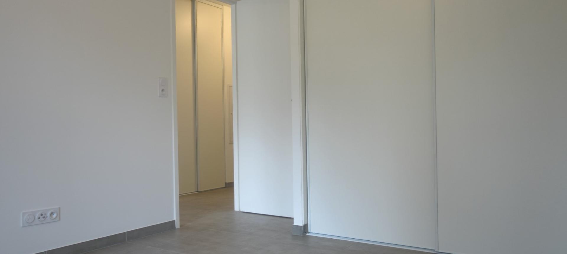 F2  à louer Stiletto chambre