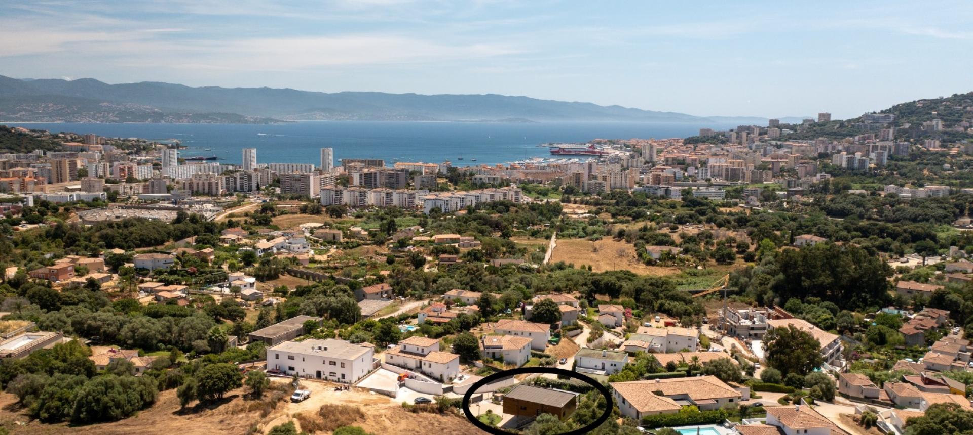 Villa d'architecte à vendre à AJACCIO vue ville mer