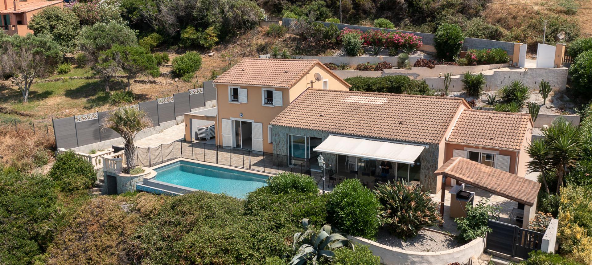 Villa à vendre proche Ajaccio bord de mer Costi di Villanova