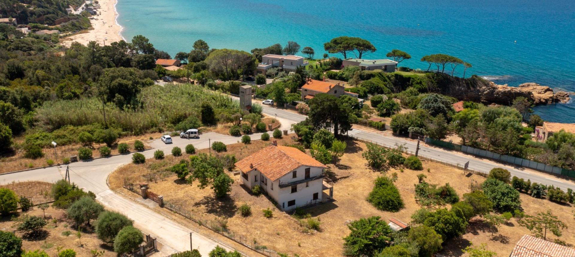 A VENDRE MAISON SAGONE PROCHE PLAGE