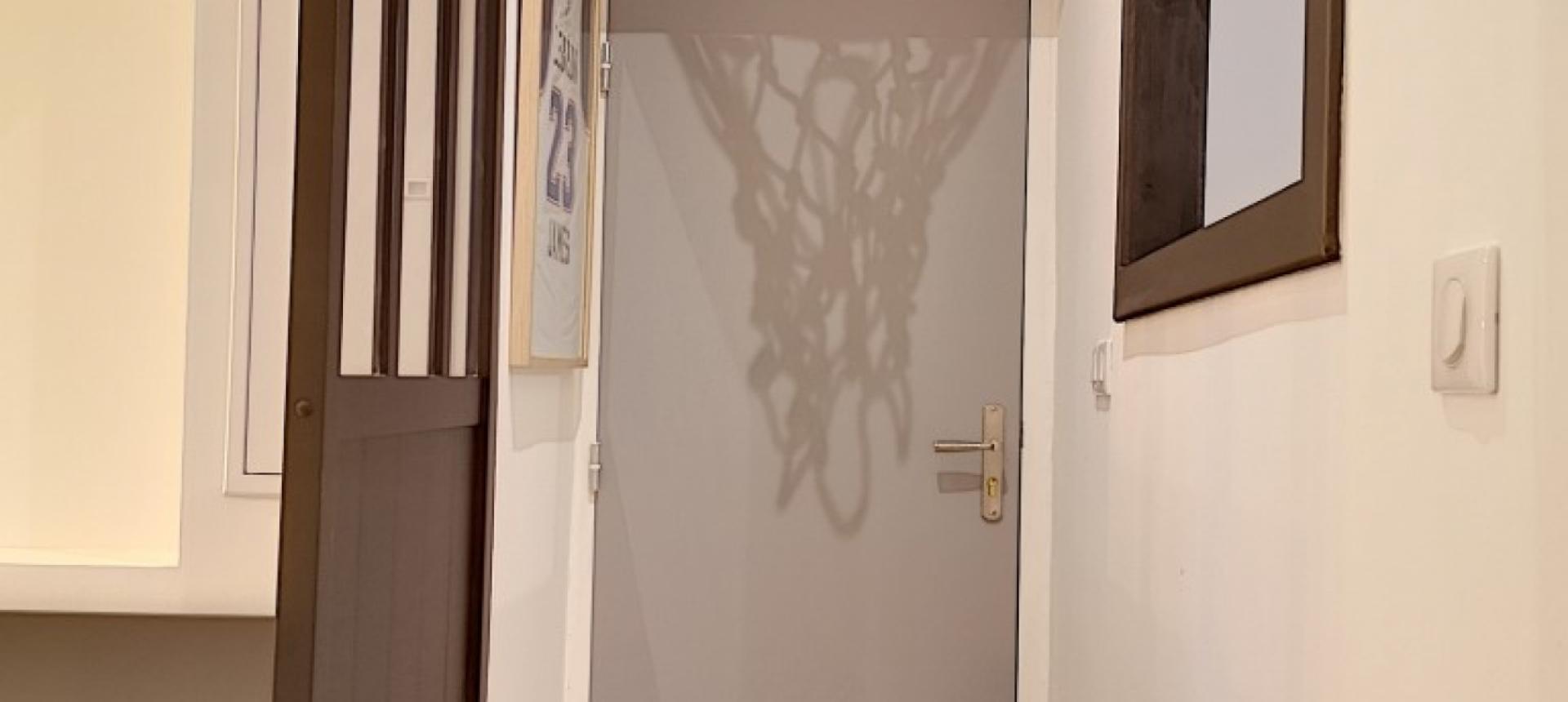 F3 à louer Rue Fesch entrée