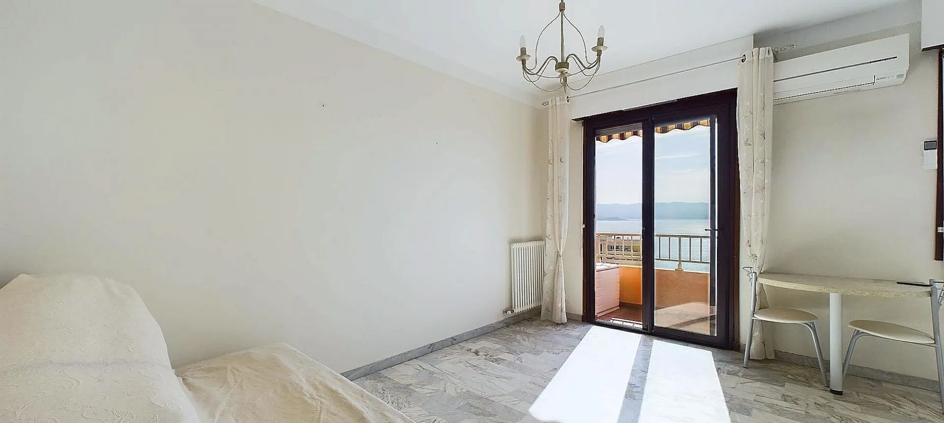 F1 IMMEUBLE LE MAJORQUE
