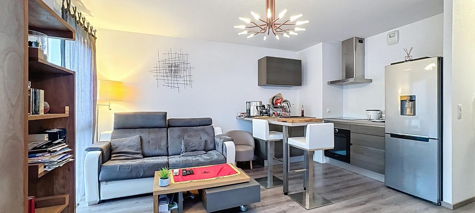 F1 meublé à louer résidence l' Aparté secteur Mezzavia à Ajaccio