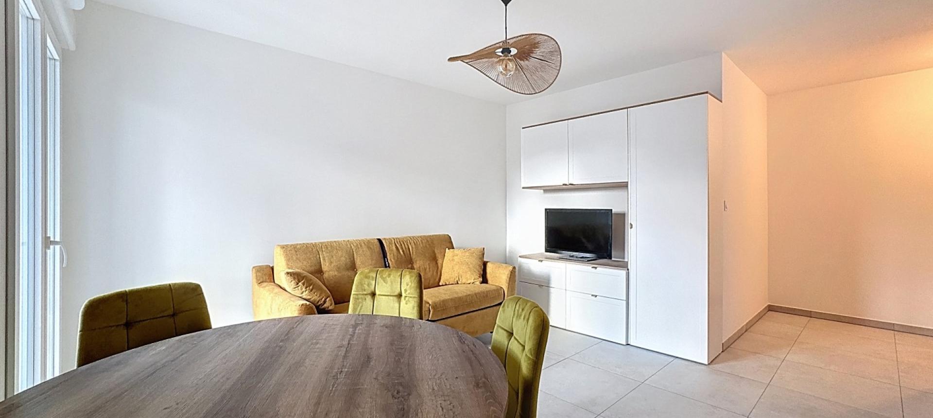 beau F1 neuf, meublé, à louer secteur Terrasses de Bodiccione à Ajaccio