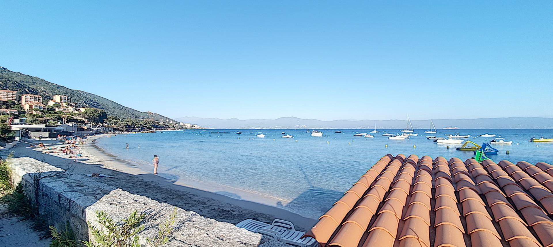 À vendre studio avec terrasse, et une magnifique vue mer - Ajaccio