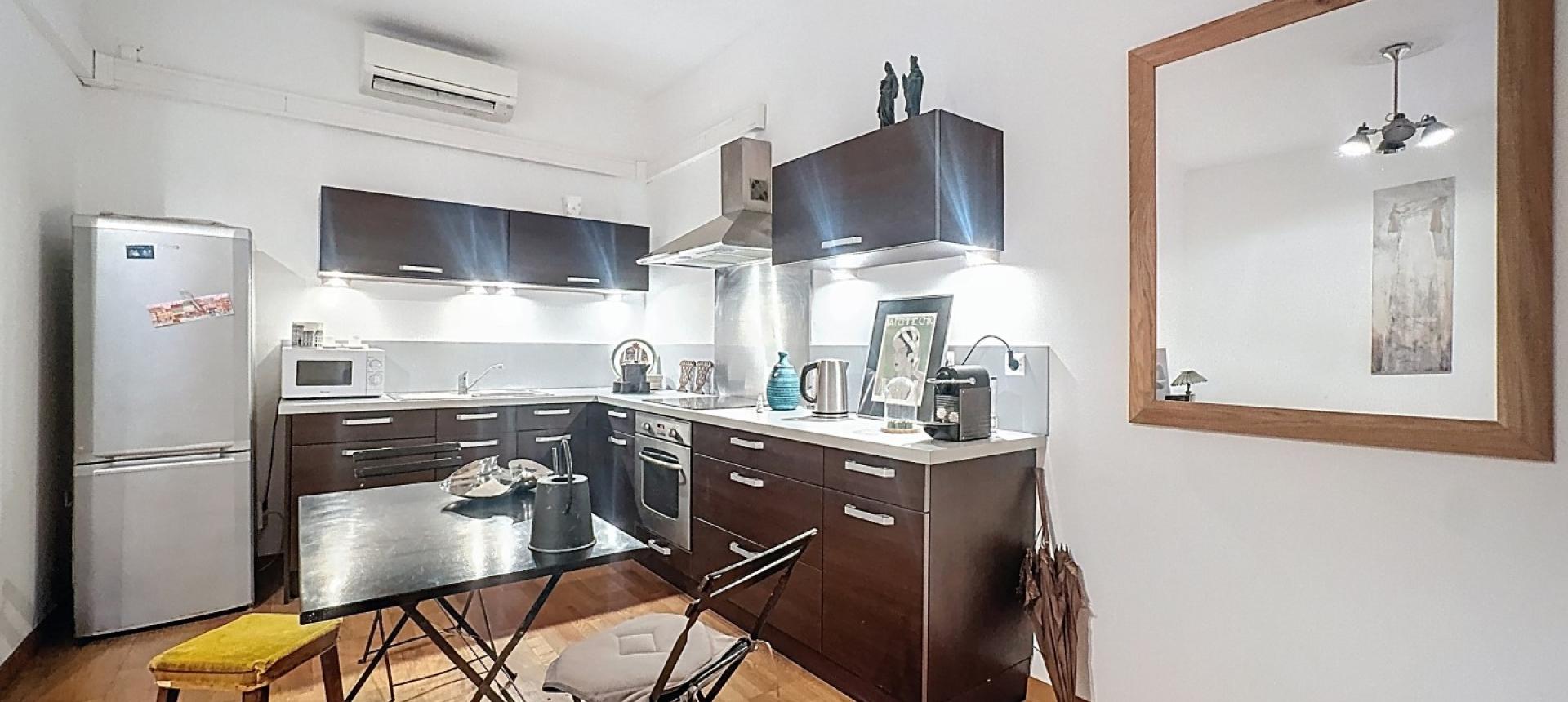 F2/3 meublé à louer centre proche cours Grandval à Ajaccio