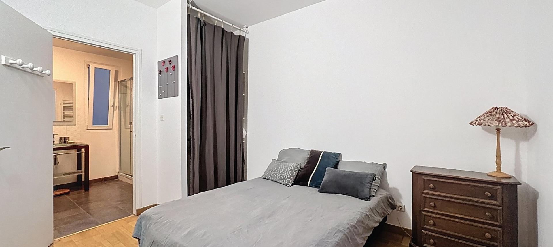 F2/3 meublé à louer centre proche cours Grandval à Ajaccio