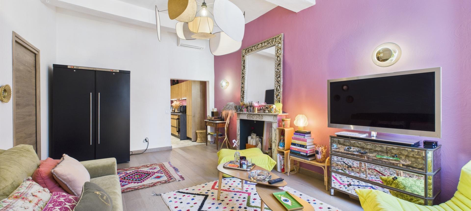 F2-3 A VENDRE RUE BONAPARTE