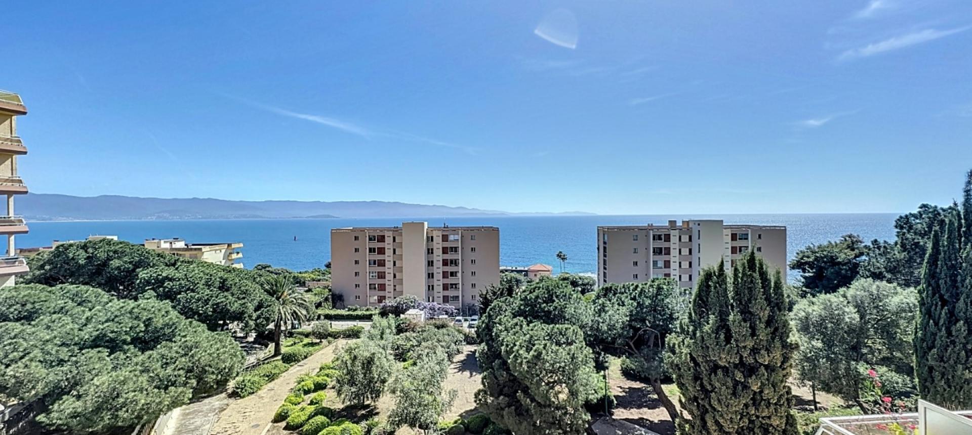 F2 meublé secteur Sanguinaires à Ajaccio