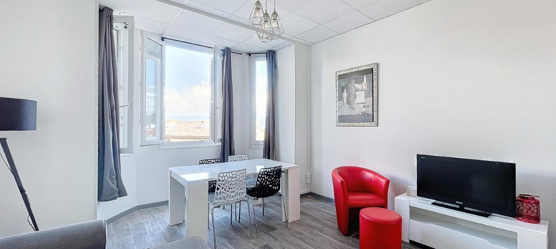 F2 meublé à louer secteur Amirauté à Ajaccio