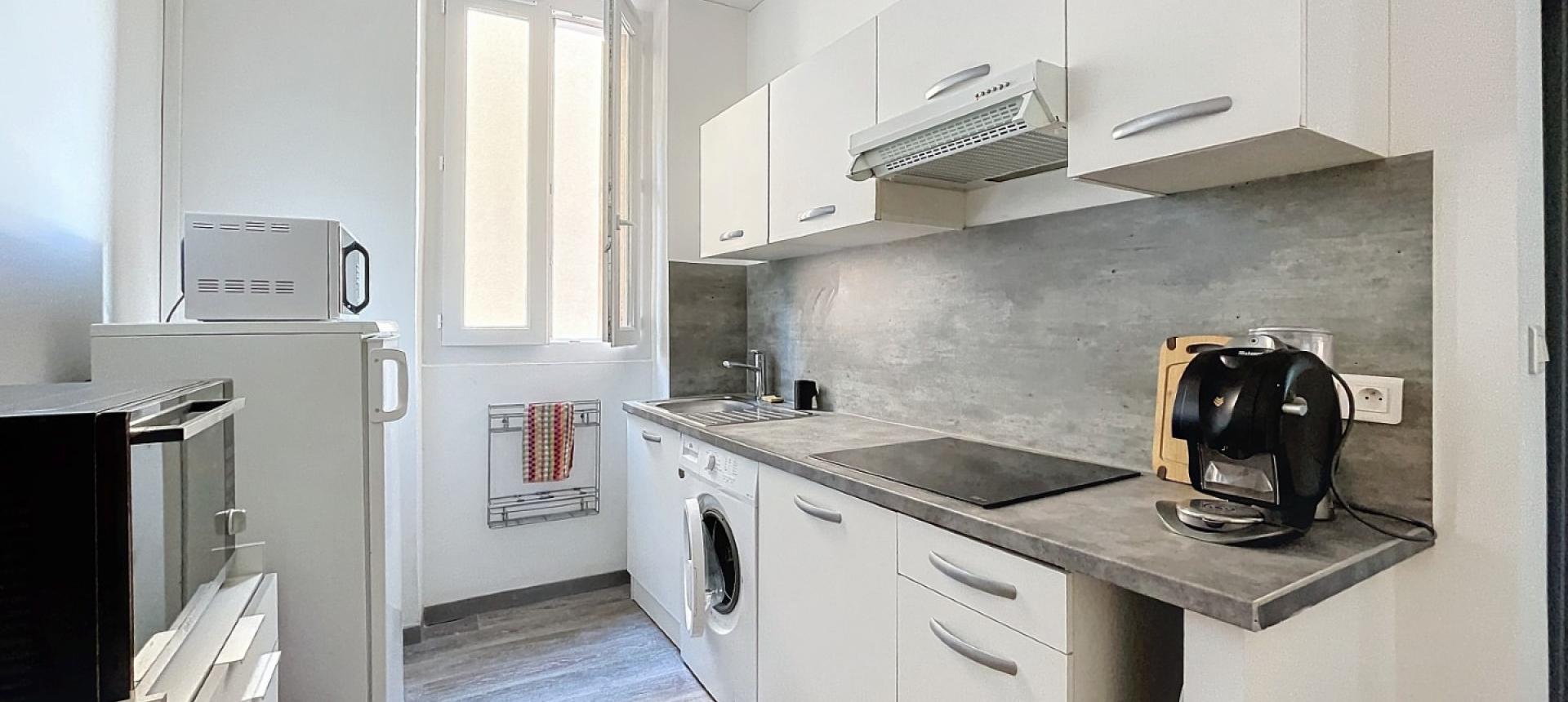 F2 meublé à louer secteur Amirauté à Ajaccio