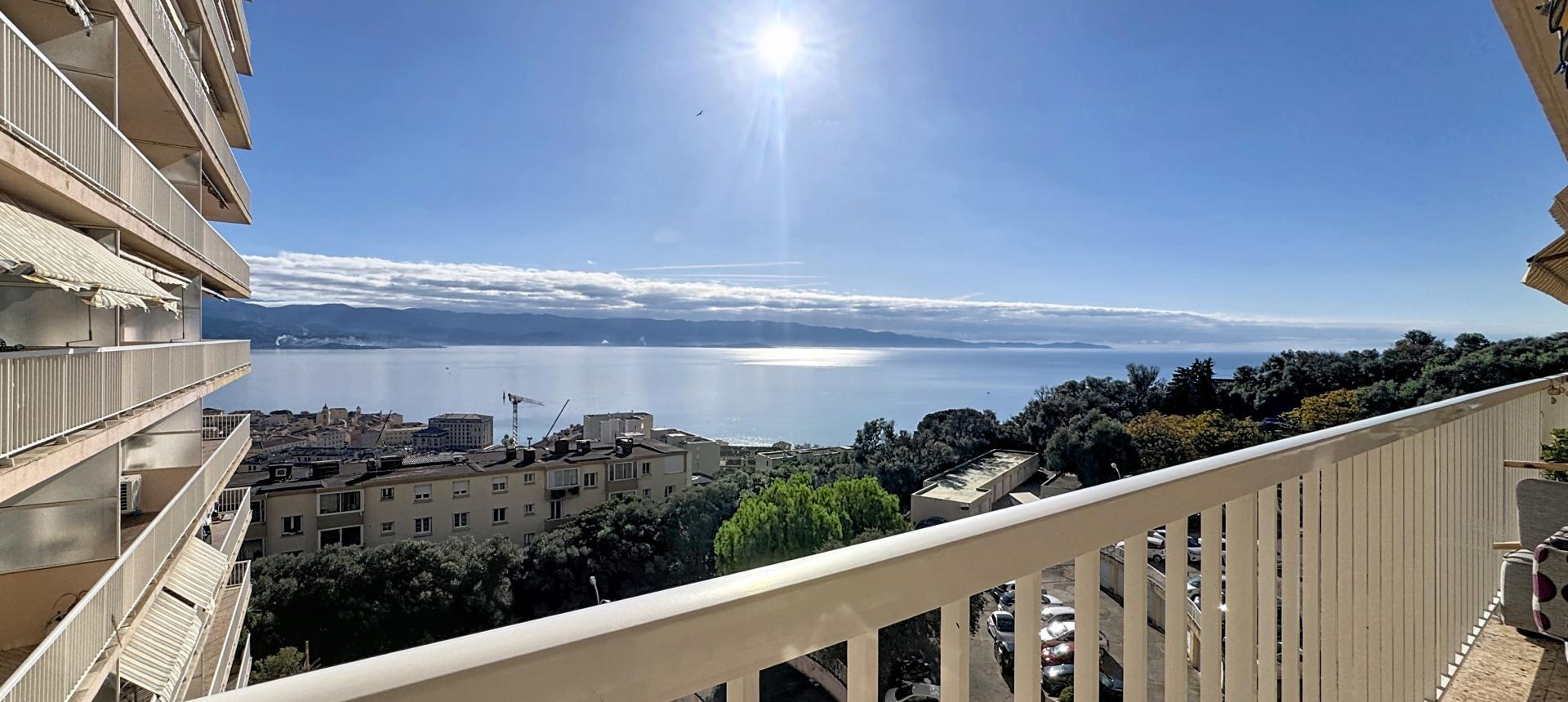 F4 A LOUER MEUBLE BELVEDERE AJACCIO