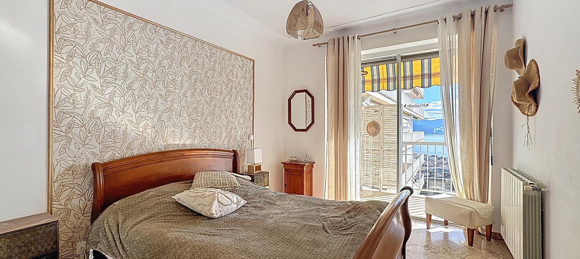 F4 A LOUER MEUBLE BELVEDERE AJACCIO