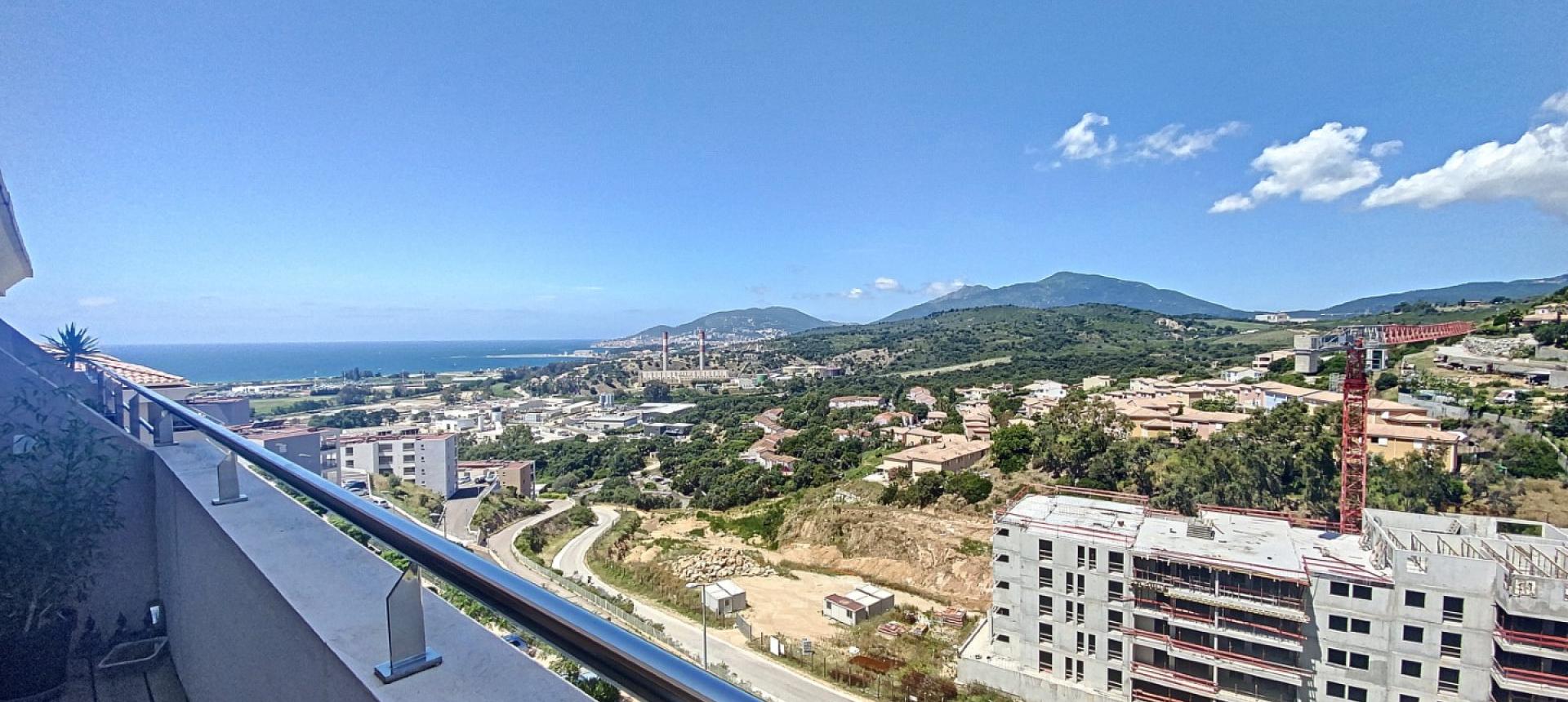 Appartement F2 à vendre vue mer au Vazzio - Ajaccio