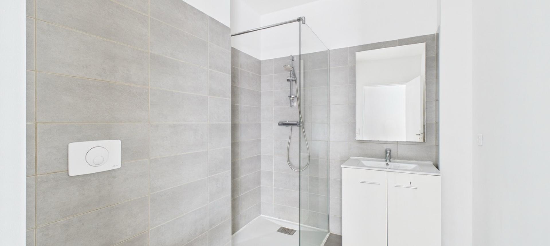 F2 A VENDRE LE REMBRANDT