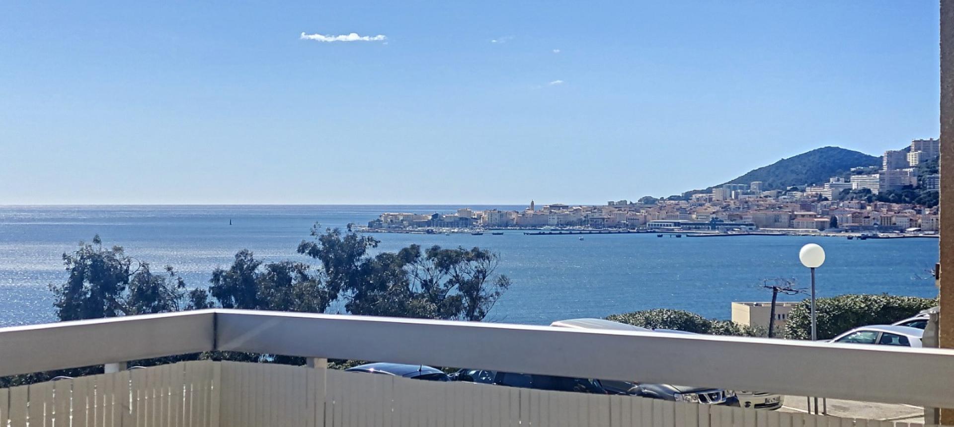 VENTE APPARTEMENT F2 - VUE MER - RESIDENCE ALZO DI SOL