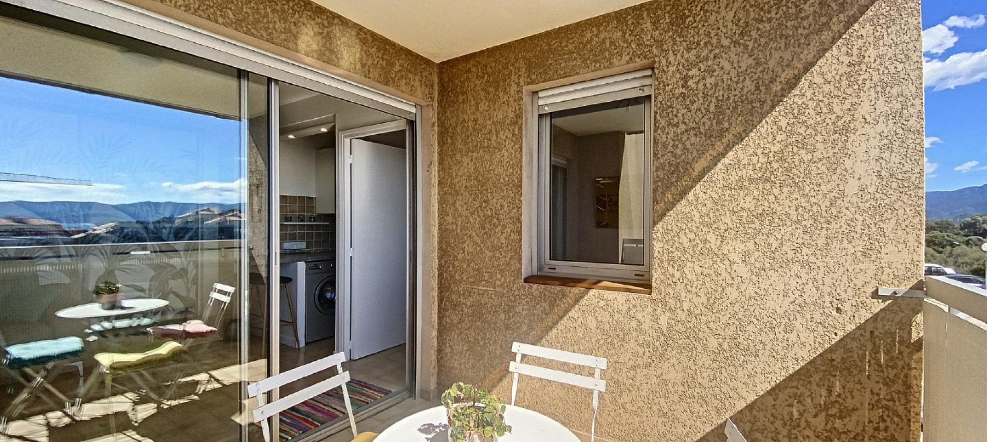 VENTE APPARTEMENT F2 - VUE MER - RESIDENCE ALZO DI SOL