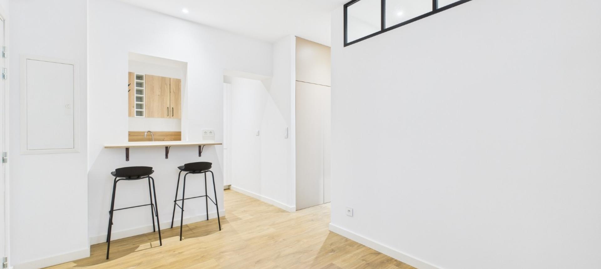 F2 A VENDRE RUE ROSSI AJACCIO