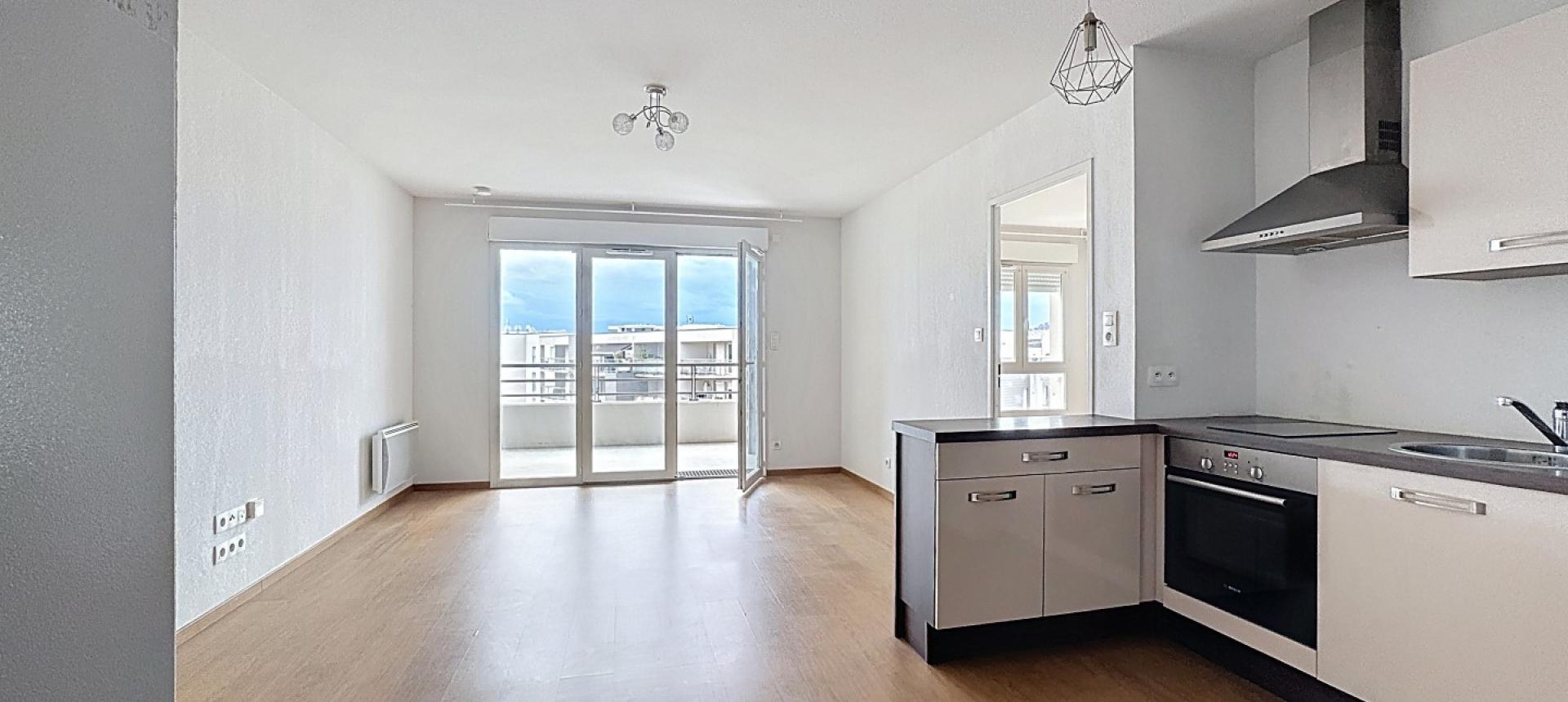 F2 à louer le Vivaldi I rocade à Ajaccio