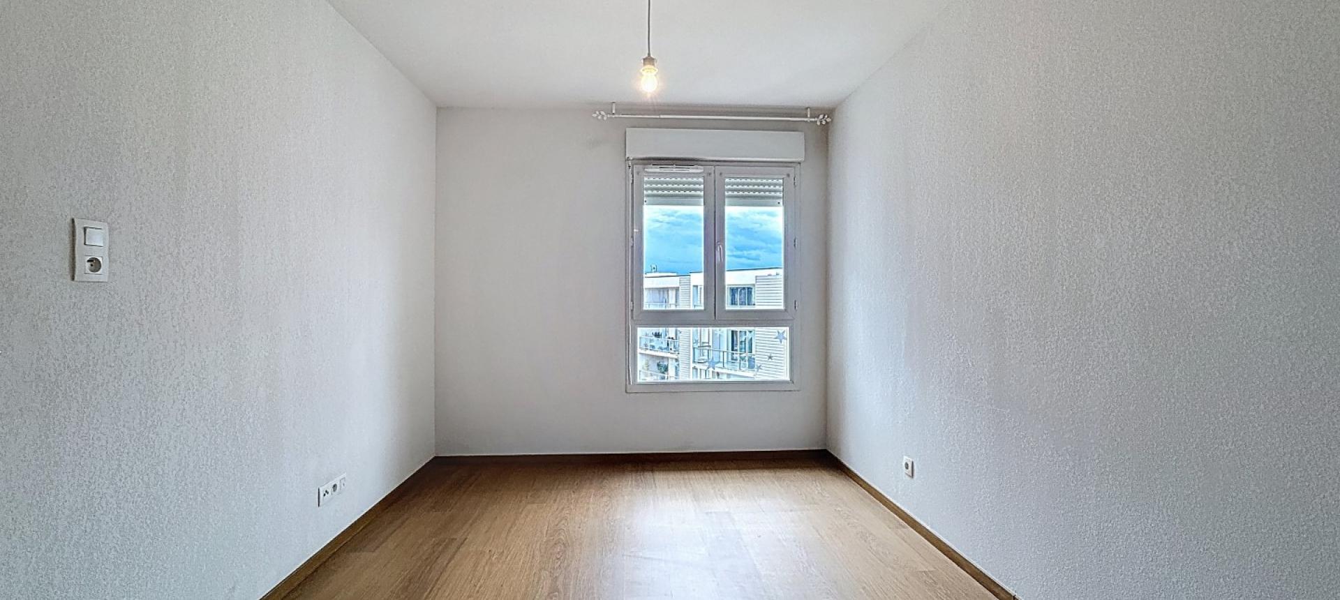 F2 à louer le Vivaldi I rocade à Ajaccio