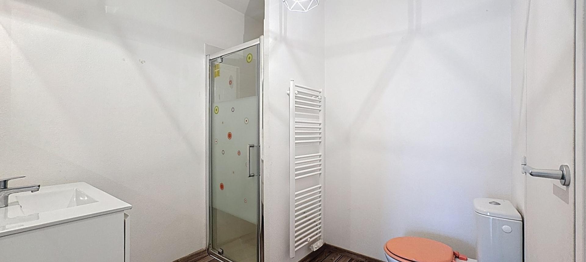 F2 à louer le Vivaldi I rocade à Ajaccio