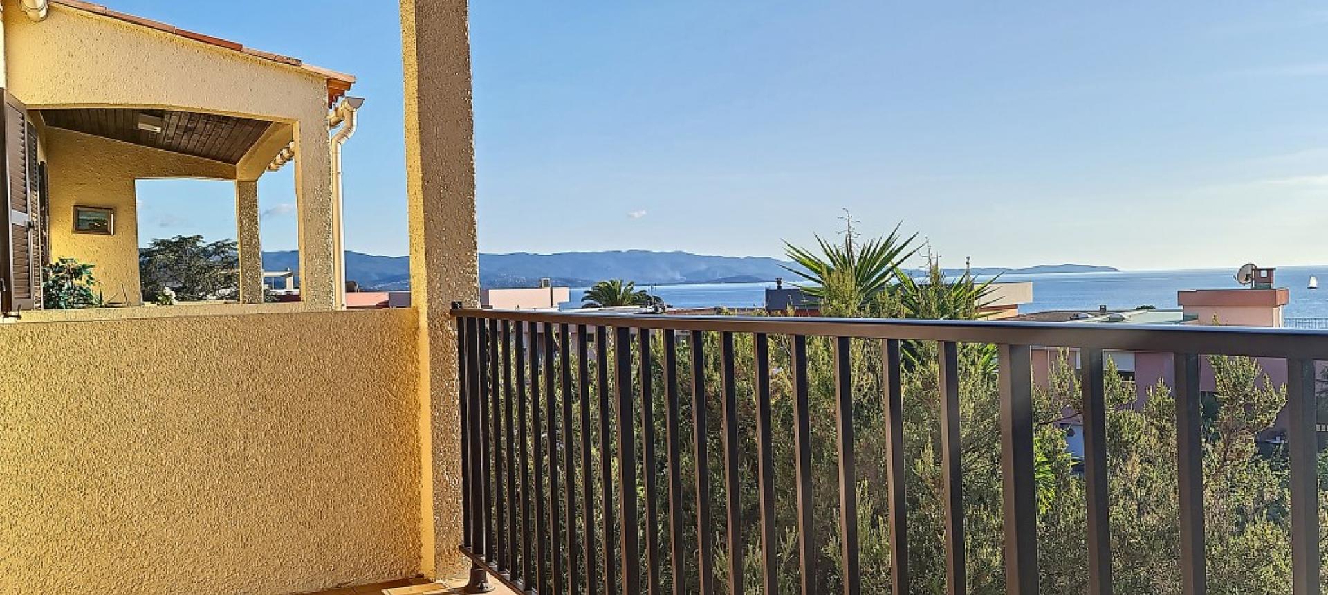 F2 à louer Aspretto terrasse 