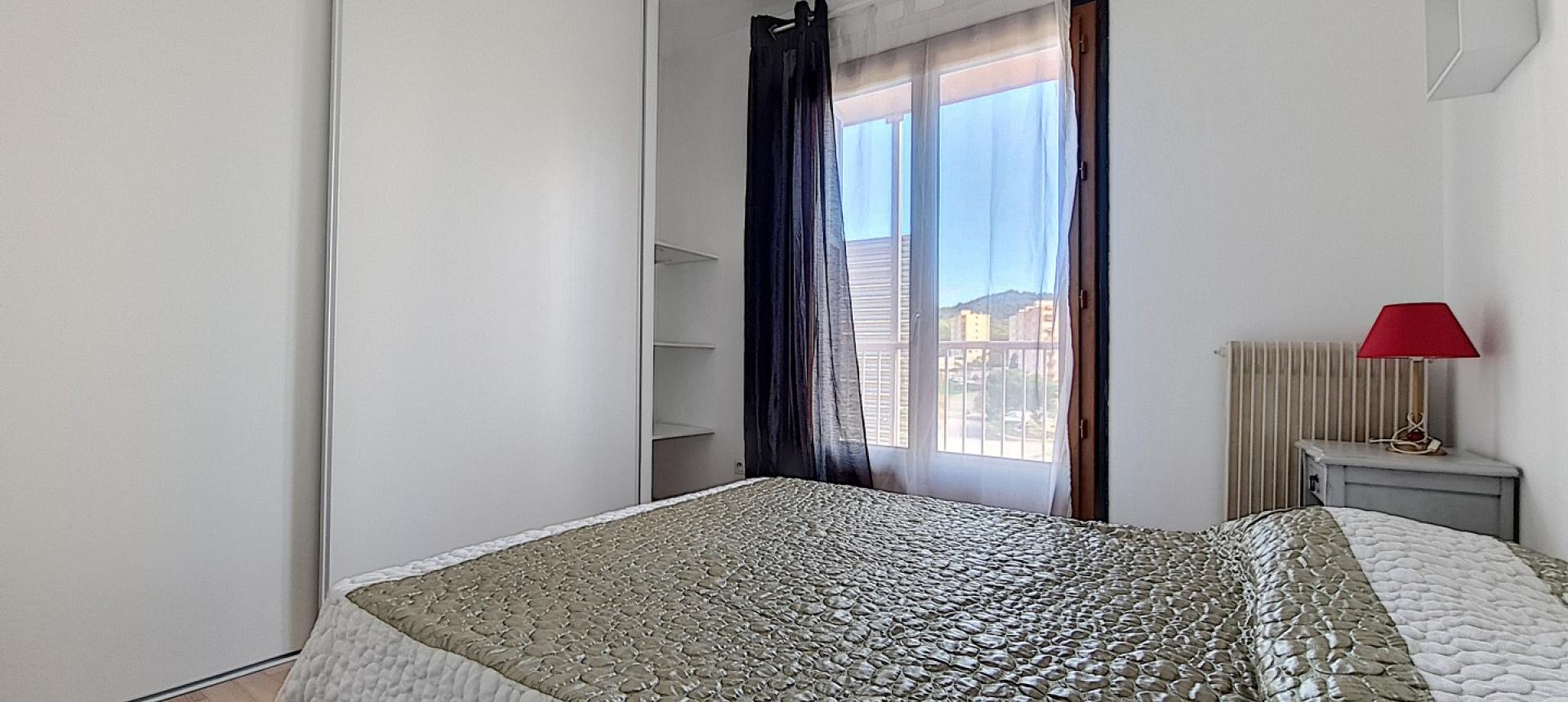 F2 meublé à louer Pietralba chambre