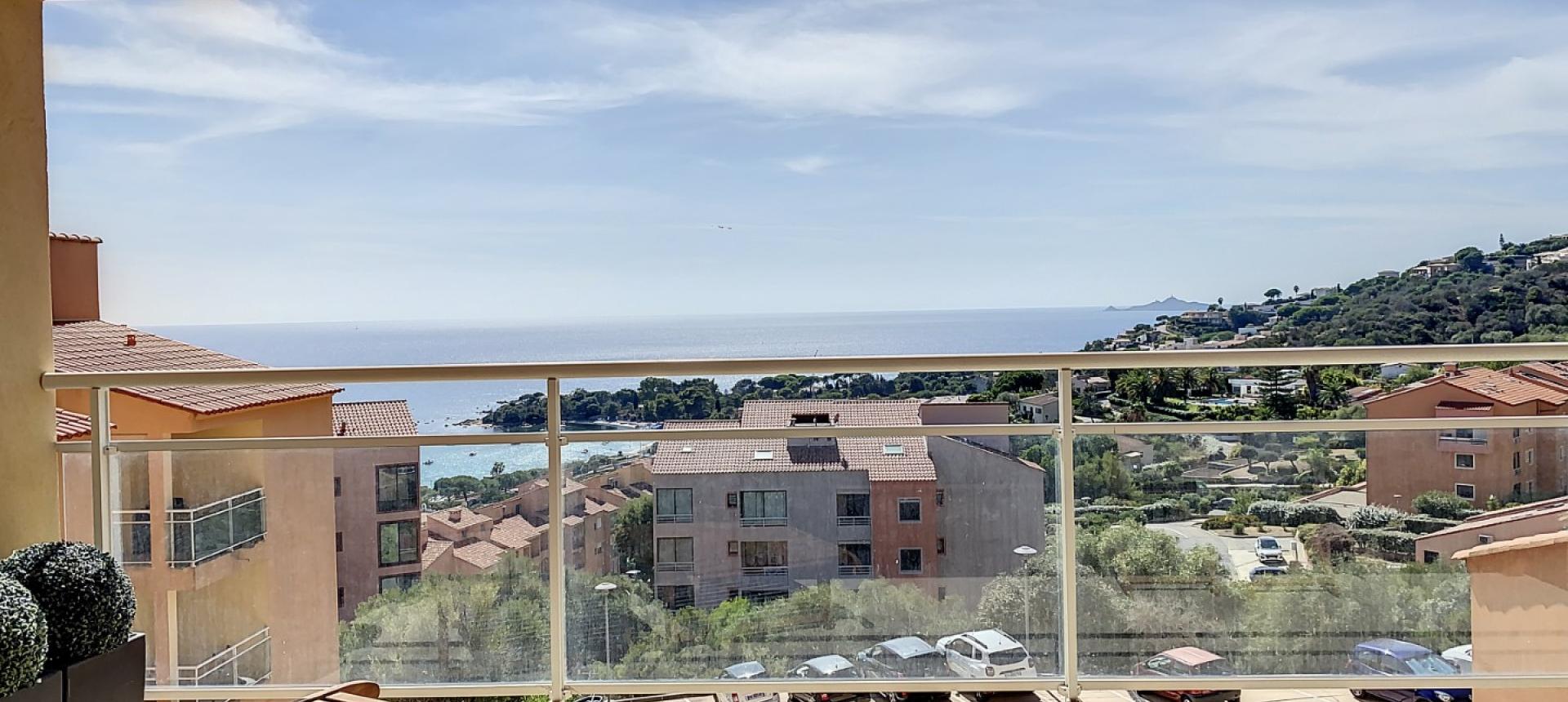 F3/4 duplex vue mer à Vendre à Ajaccio - Santa Lina