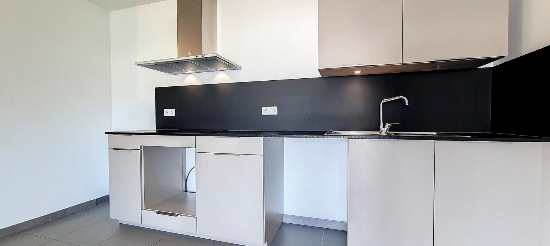 A louer f3 Palmeraie cuisine