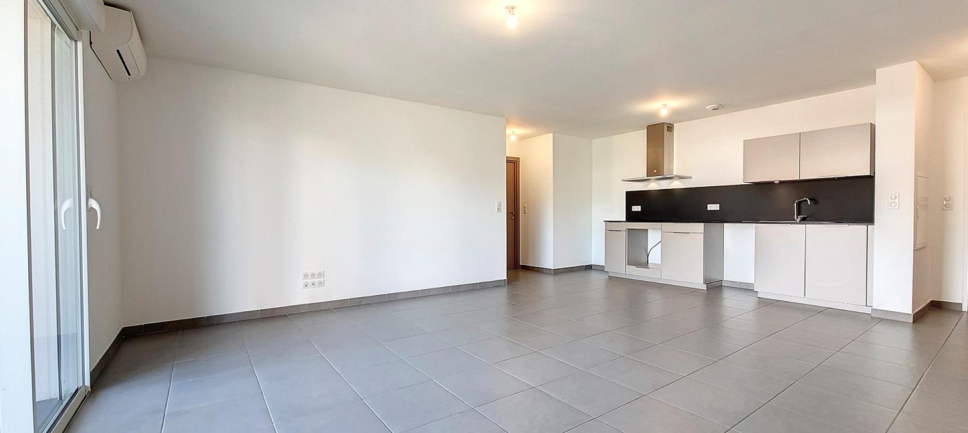 A louer f3 Palmeraie séjour