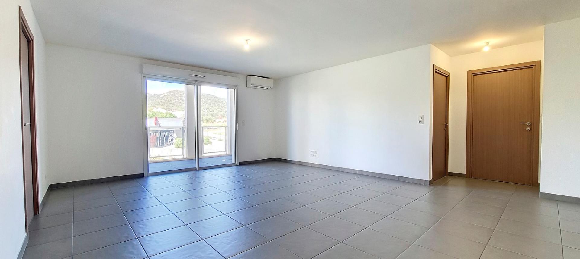 A louer f3 Palmeraieséjour