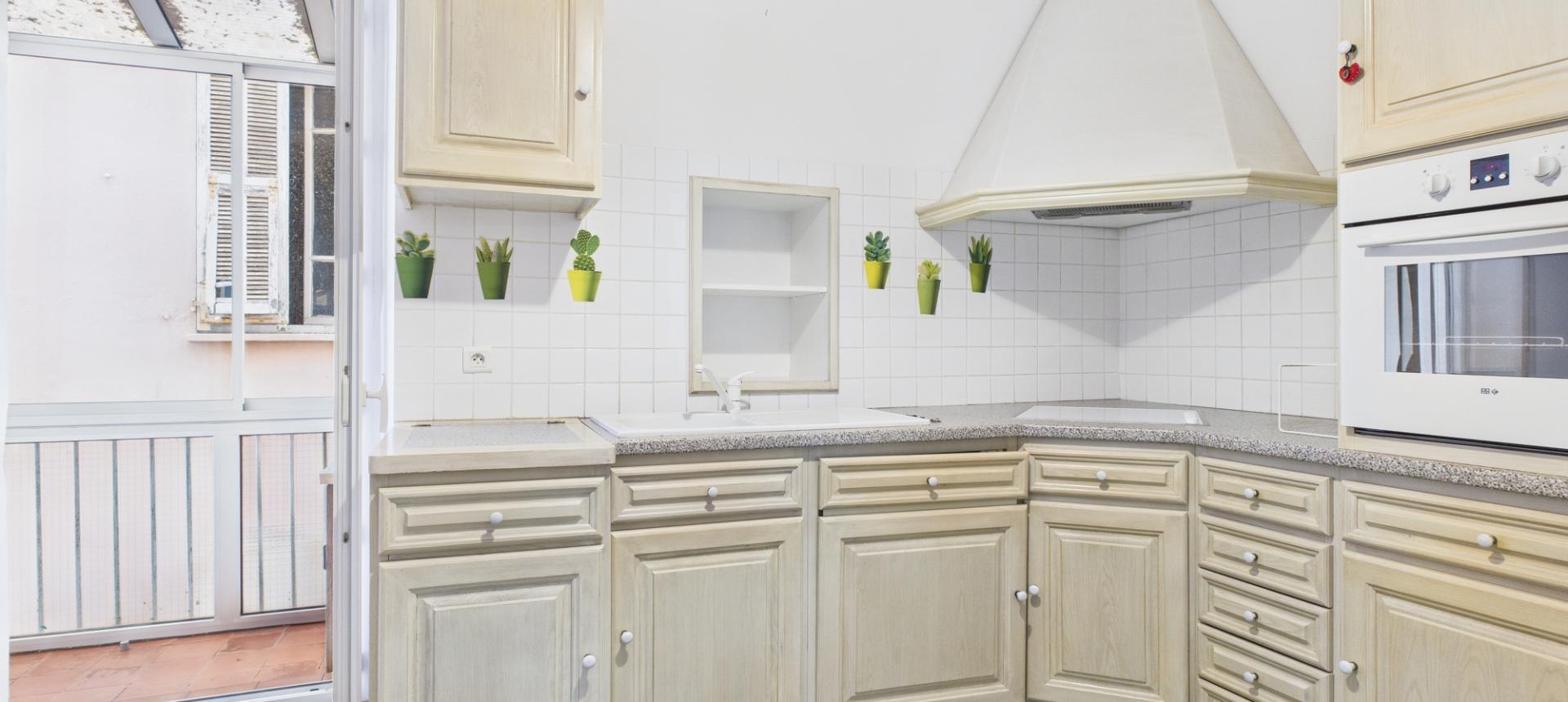 F3 A VENDRE RUE FESCH