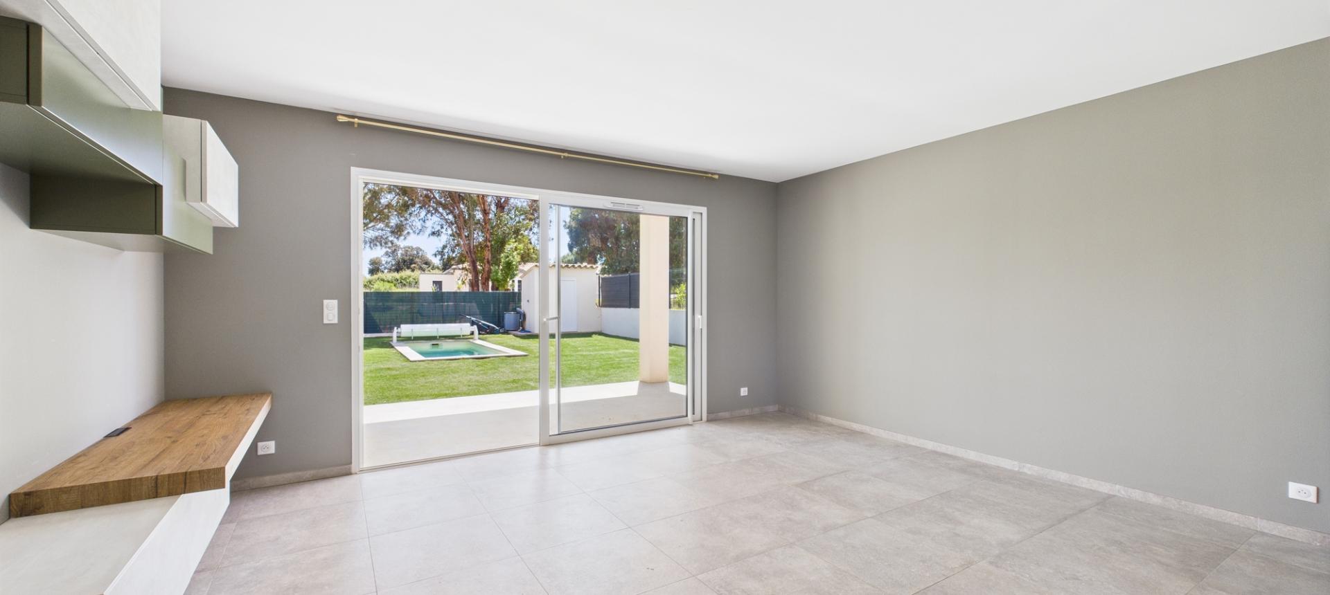 F3 A VENDRE PLAINE DE PERI