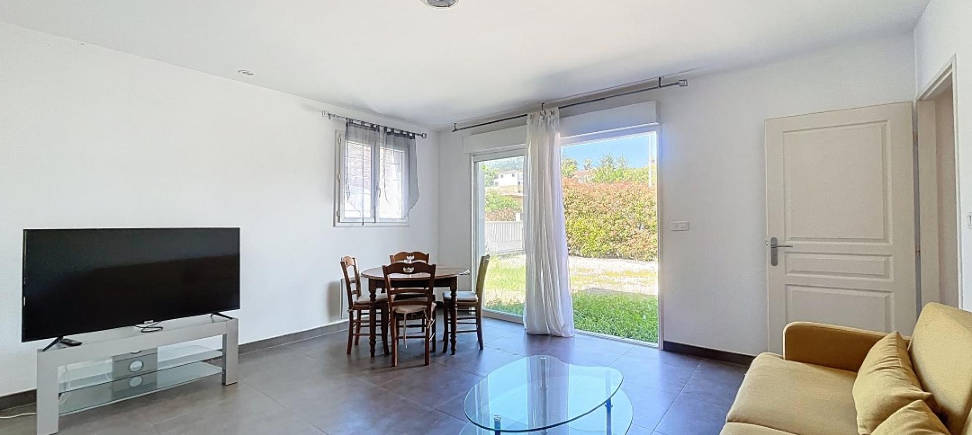 F3 meublé à louer secteur Mezzavia à Ajaccio