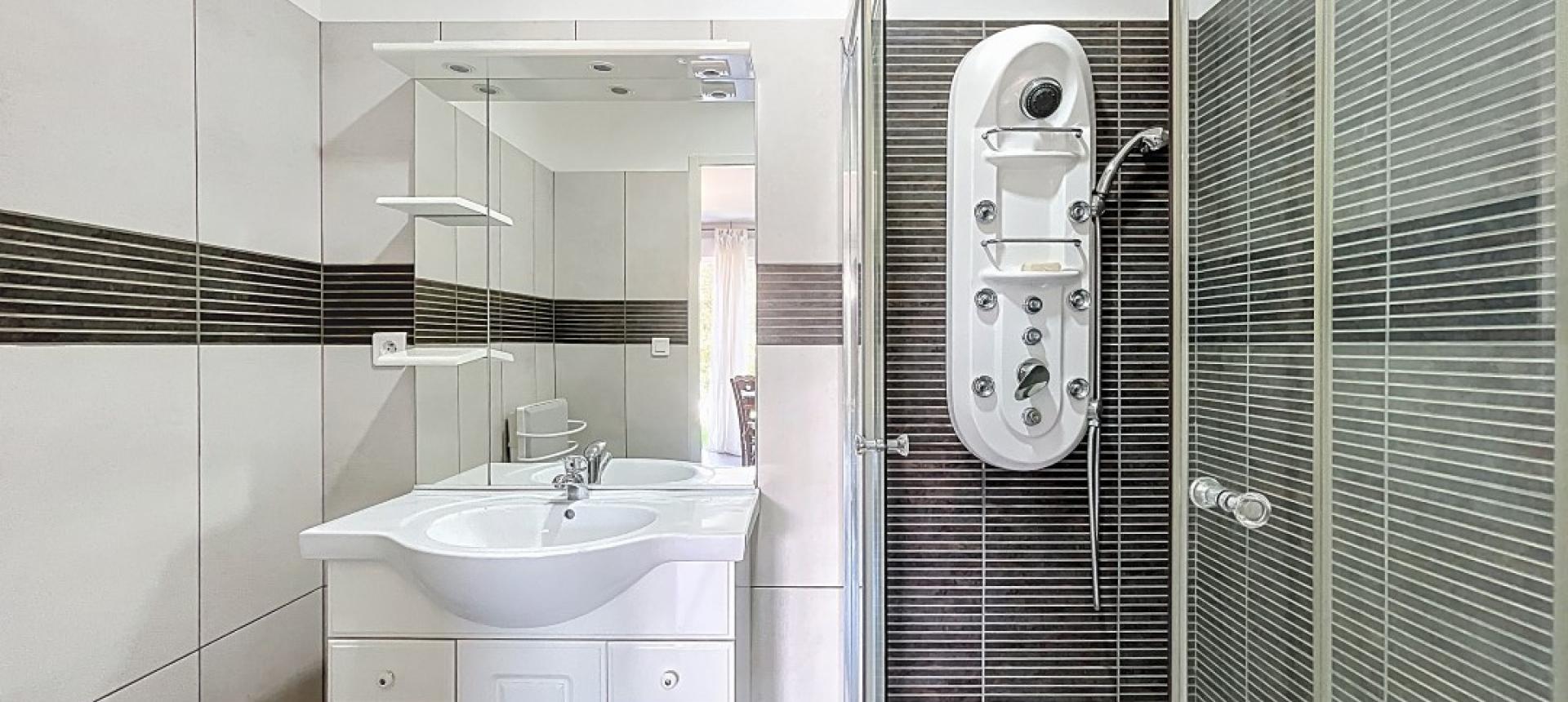 F3 meublé à louer secteur Mezzavia à Ajaccio