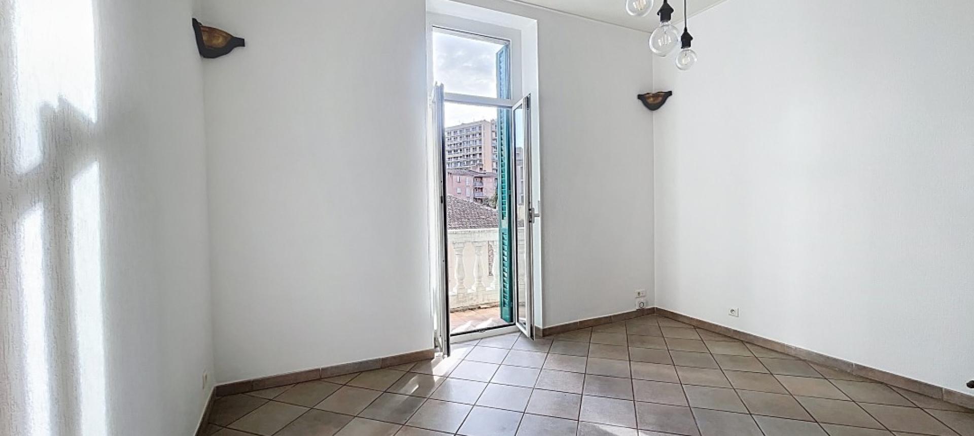 F3 SECTEUR  LYCEE LAETITIA 