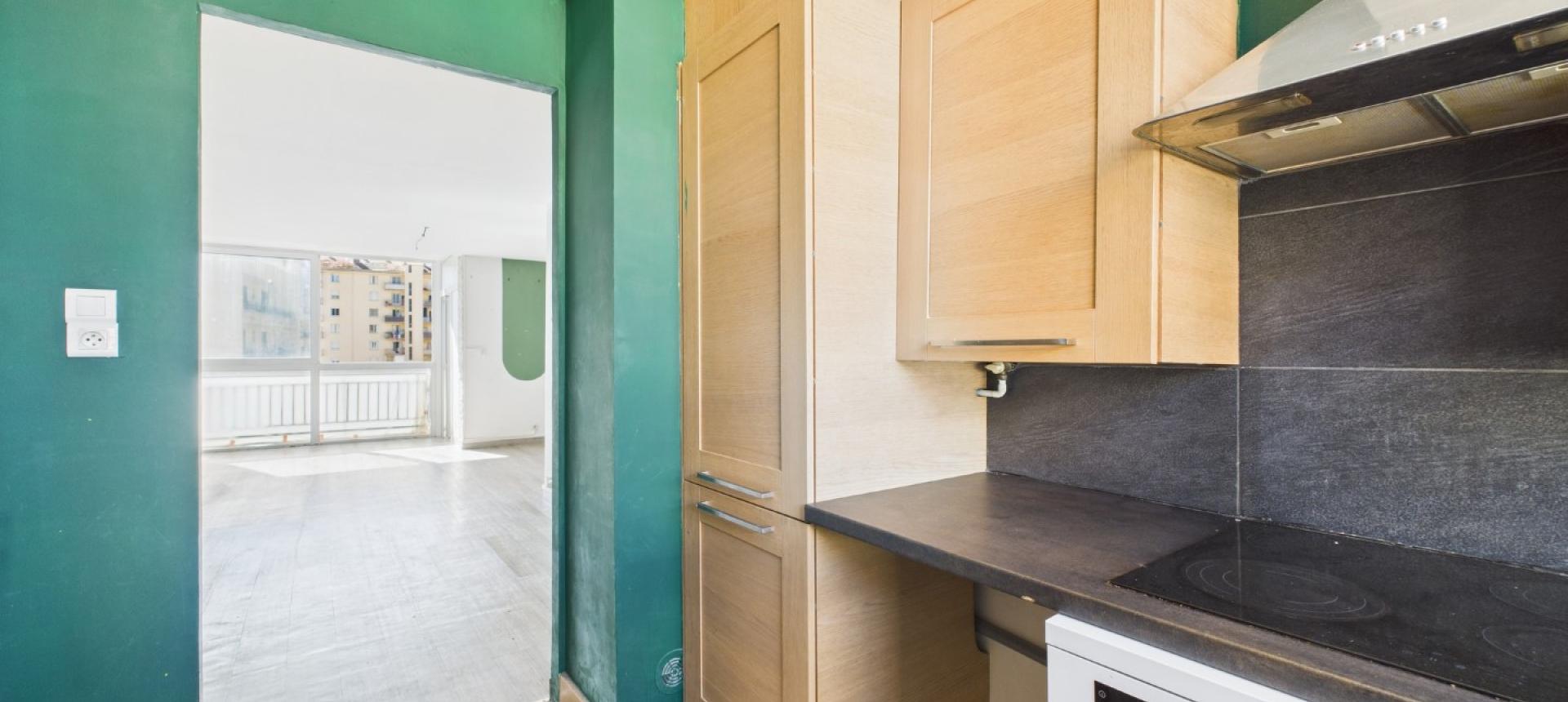 F3 A VENDRE BRASILIA AJACCIO