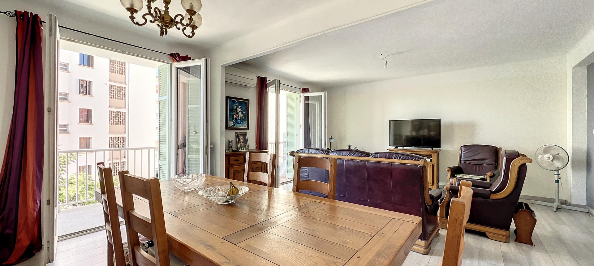 Appartement F3 /4 à vendre à Ajaccio - Secteur Candia