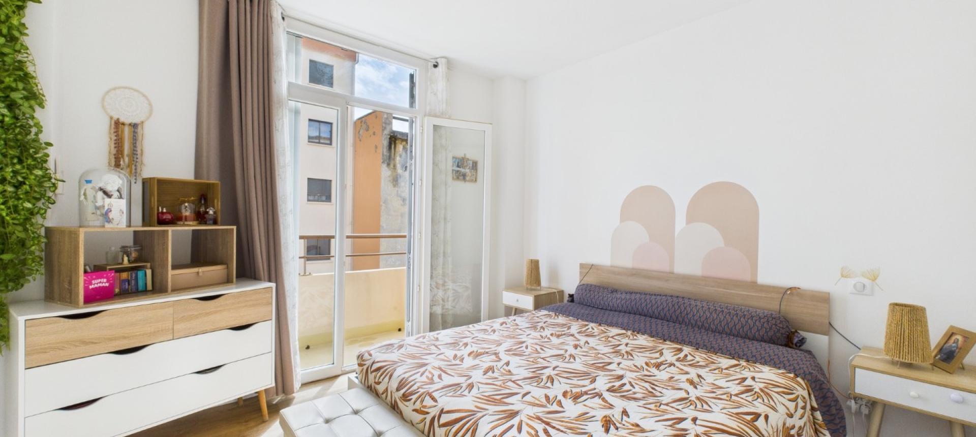 F3 proche Place Miot