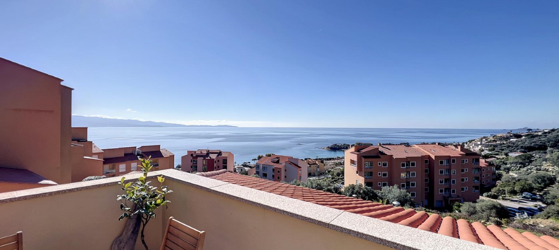 Appartement F3 à l'achat Santa Lina avec vue mer - AJACCIO