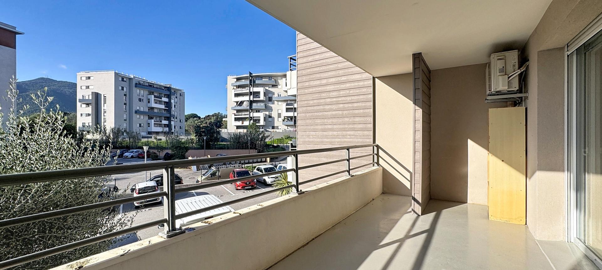 F3 à louer secteur rocade le Vivaldi II à Ajaccio