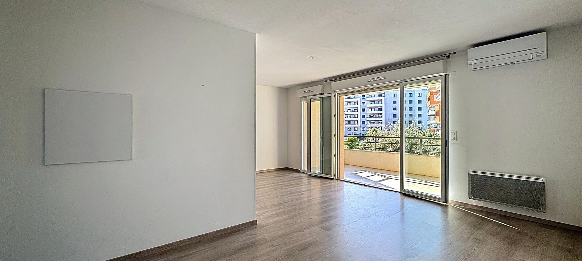 F3 à louer secteur rocade le Vivaldi II à Ajaccio