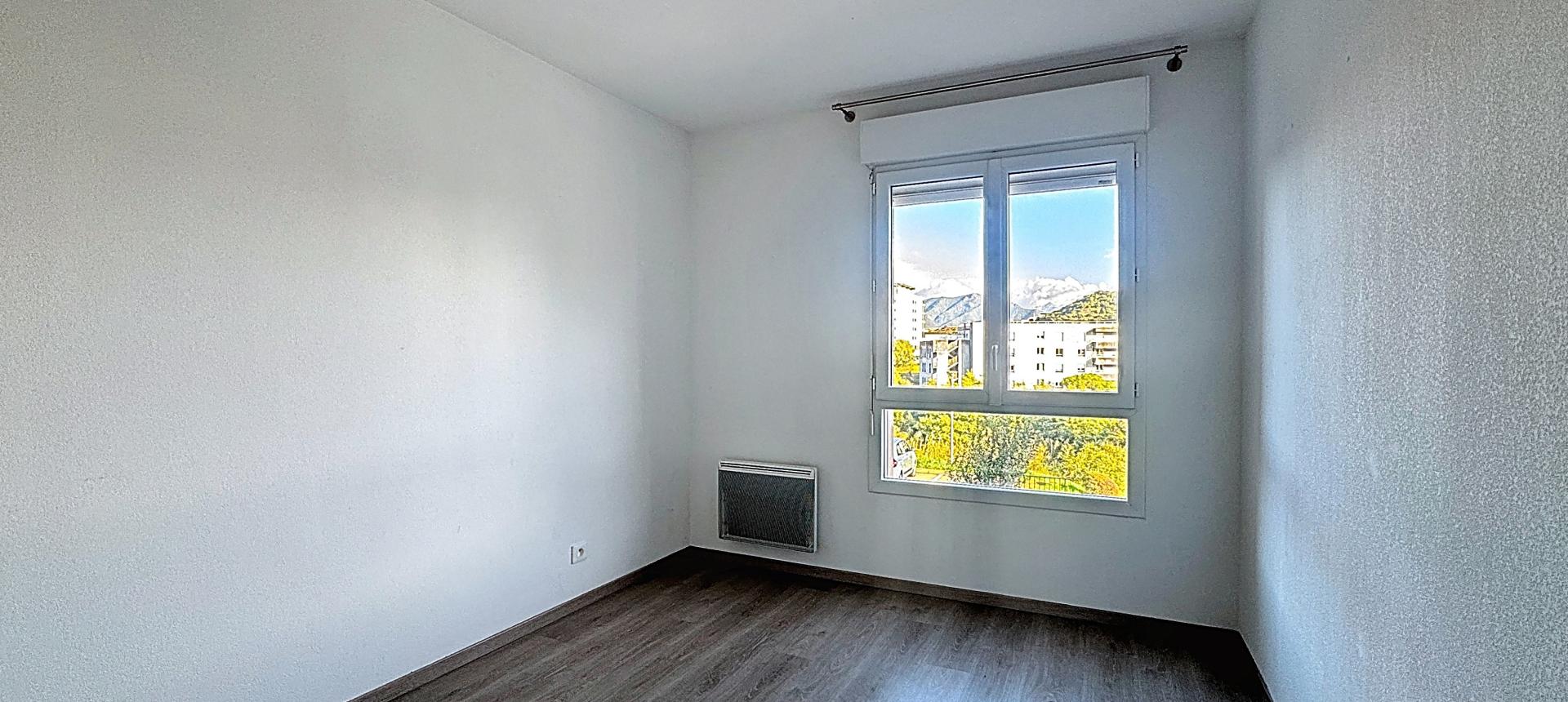 F3 à louer secteur rocade le Vivaldi II à Ajaccio