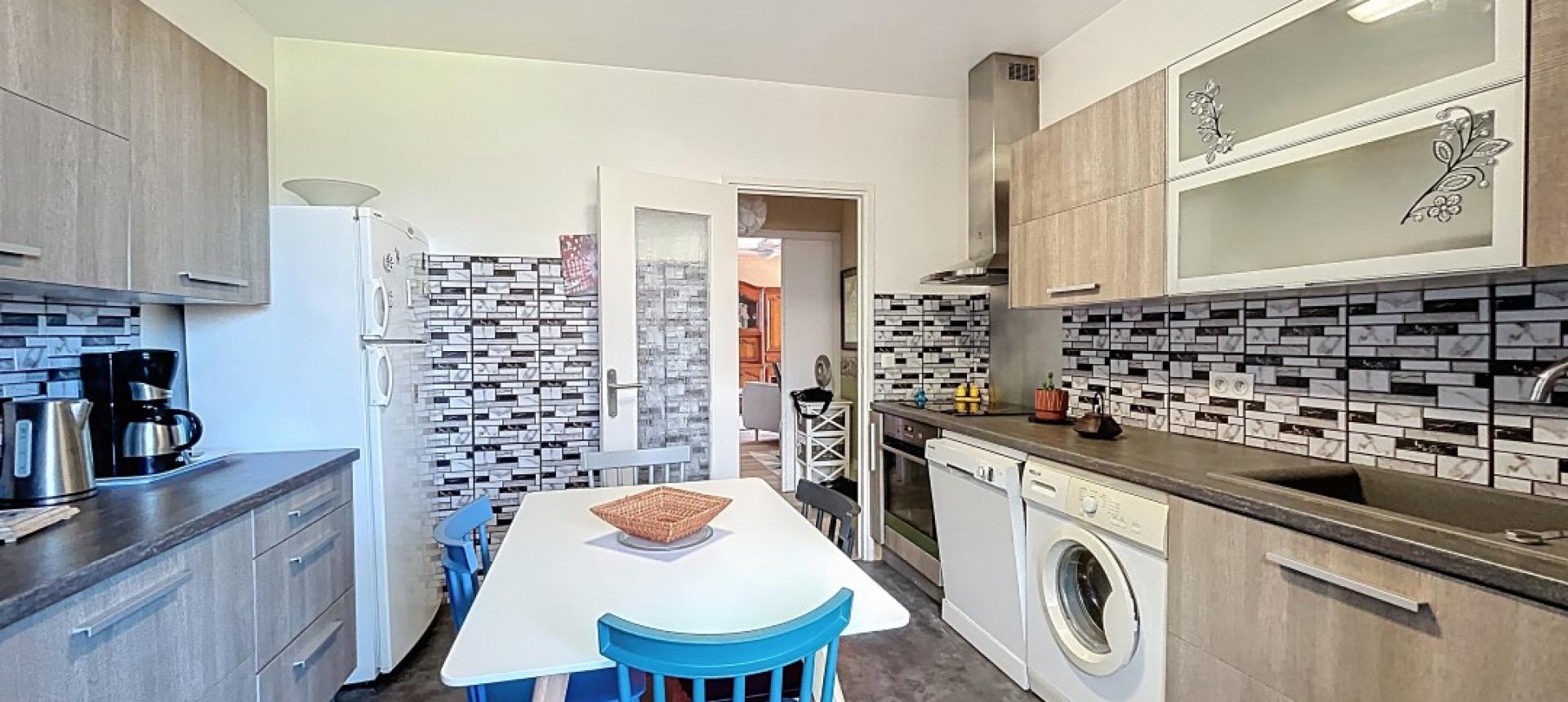F3 meublé à louer secteur Mezzavia à Ajaccio