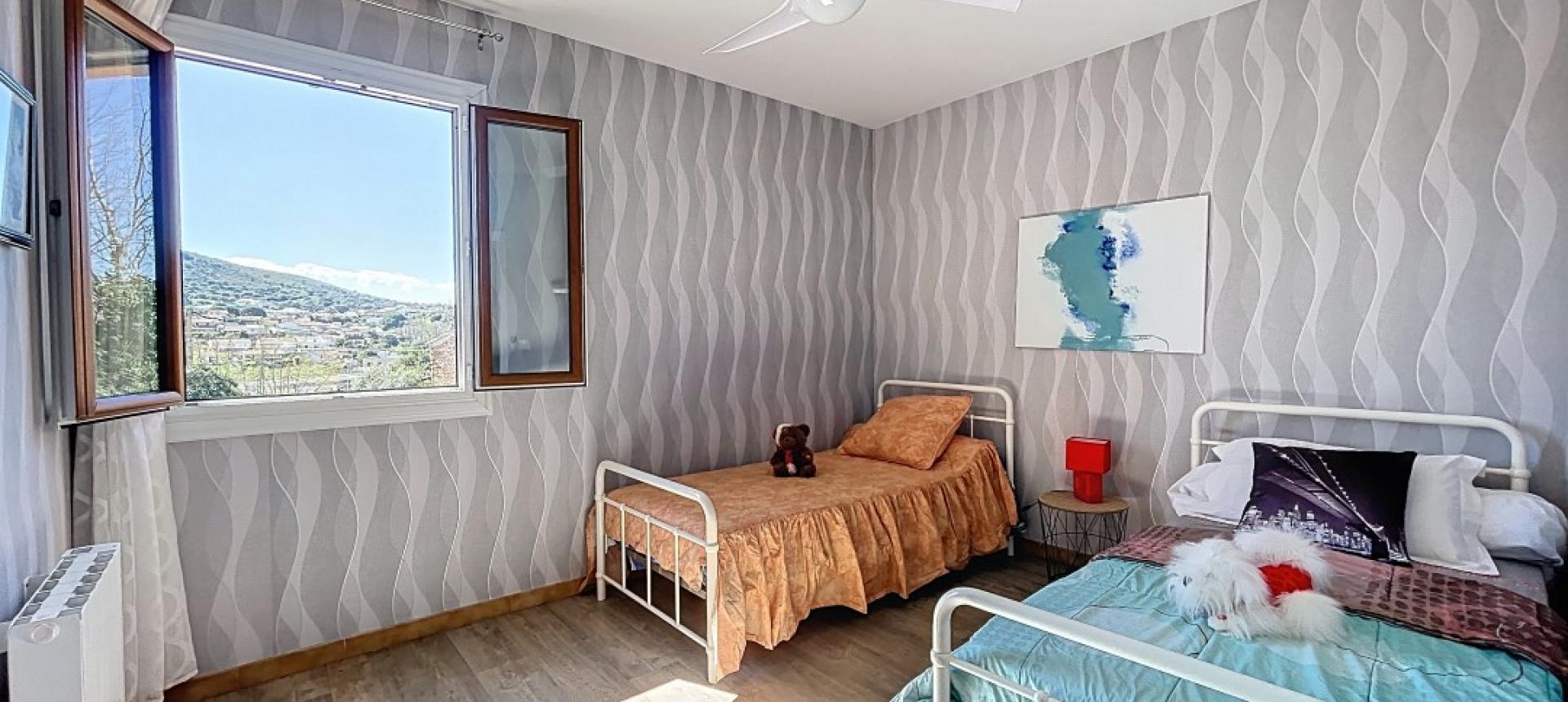 F3 meublé à louer secteur Mezzavia à Ajaccio